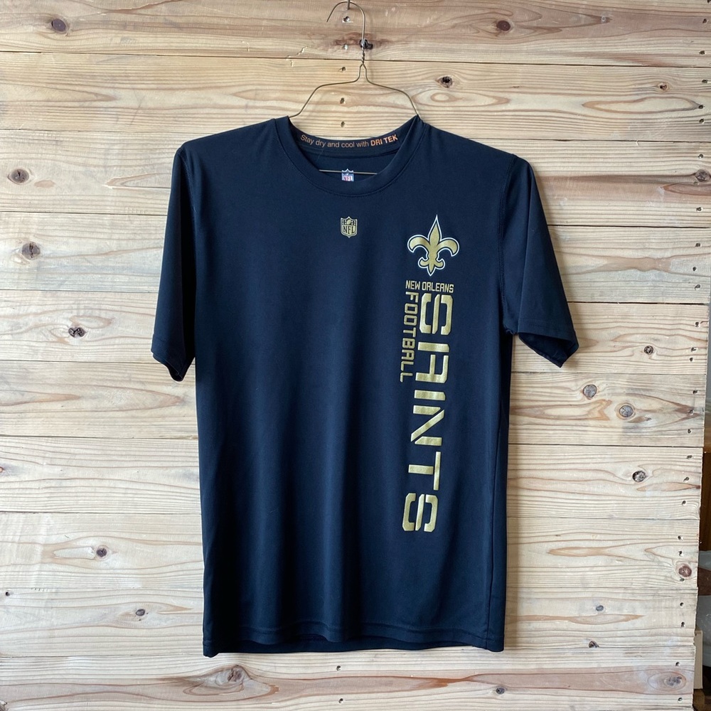 NFL New Orleans Saints short sleeve shirt. NWOT